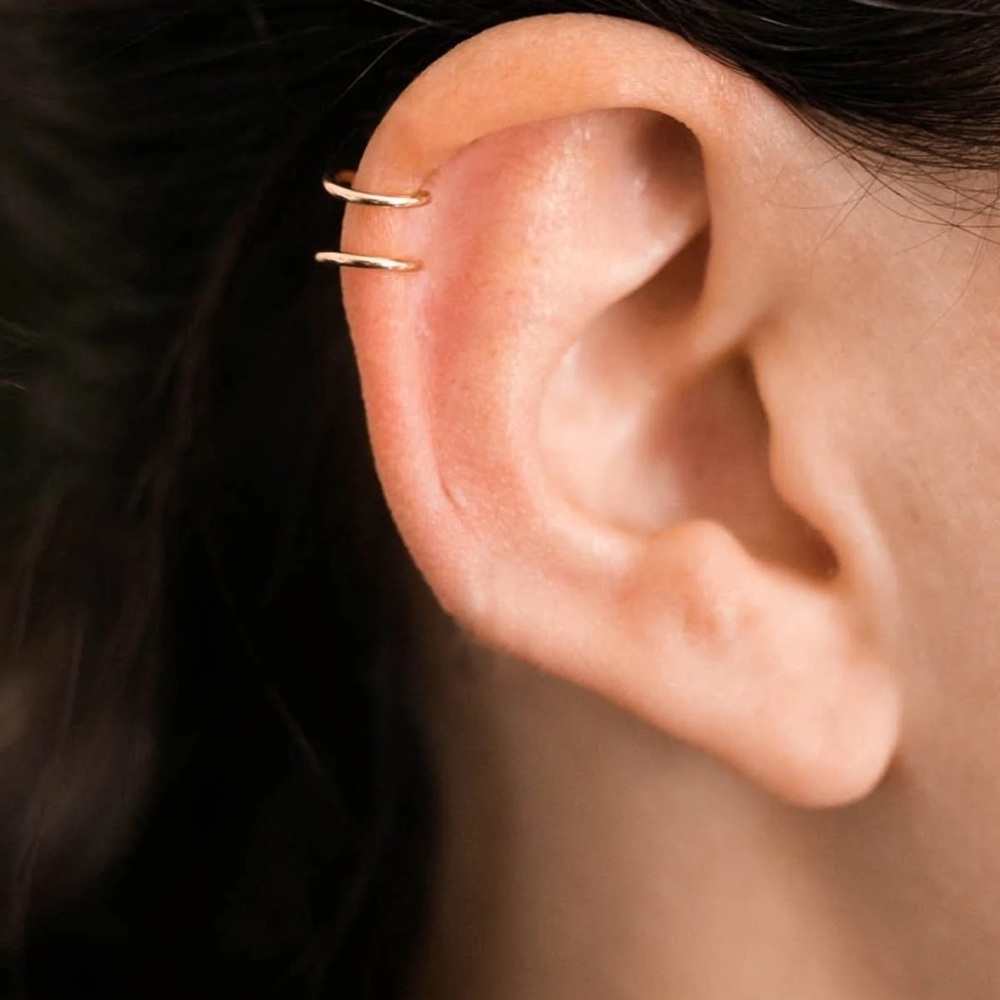 Double Loop Gold Simple Slip On Cartilage Cuff